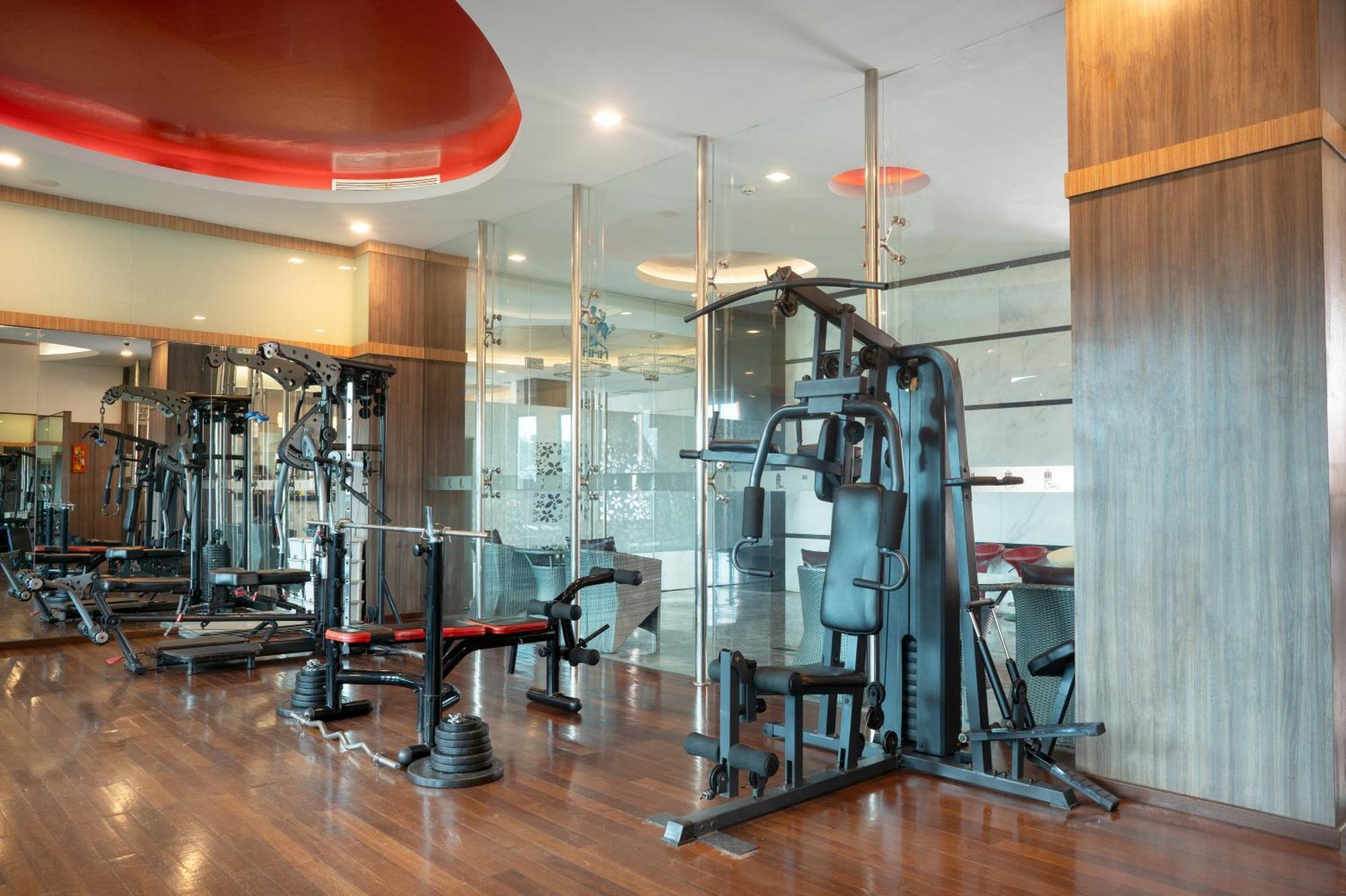 Nagoya Hill Hotel Batam Экстерьер фото